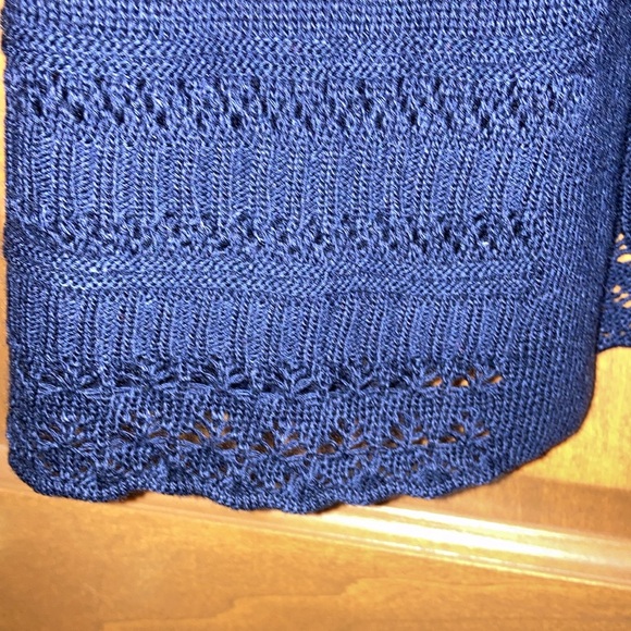 Signature by Robbie bee size M black sweater - Picture 5 of 6